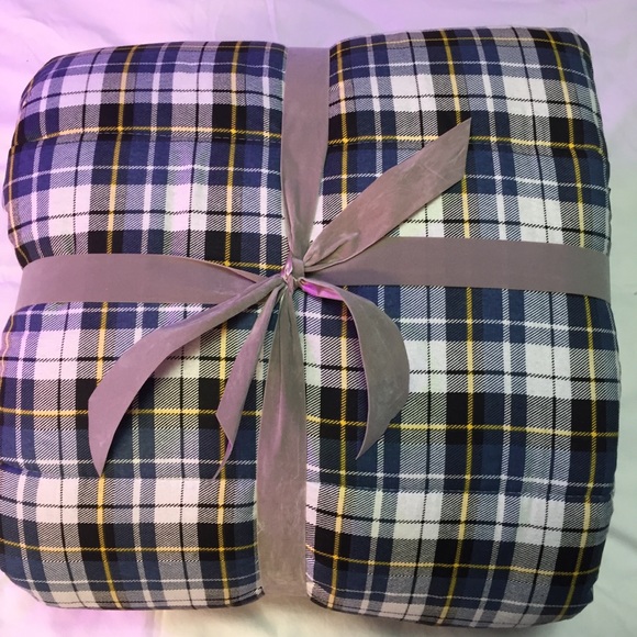 Stansport Plaid Sleeping Bag - Picture 2 of 8